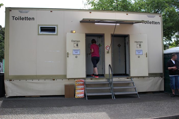 Toilettenwagen 6