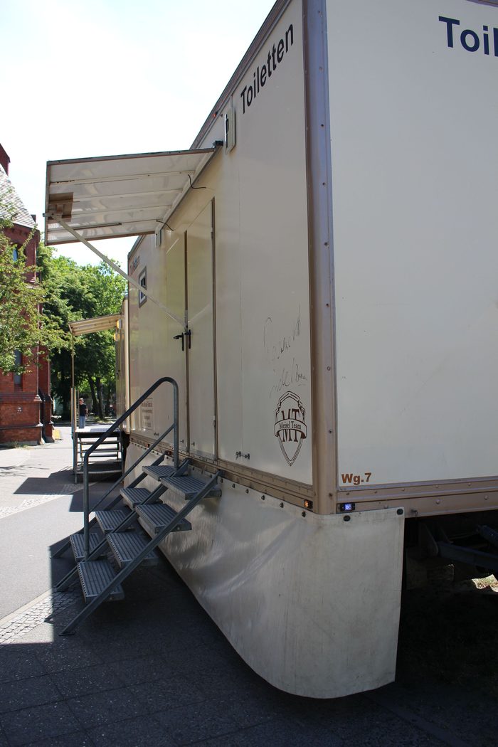 Toilettenwagen 7, Ansicht 2
